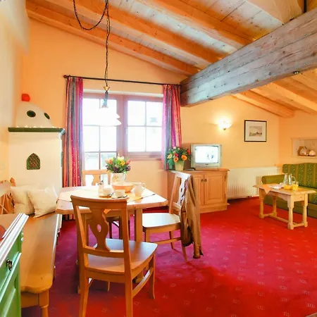 Apartment Dorfstadl's Landhaus**** *